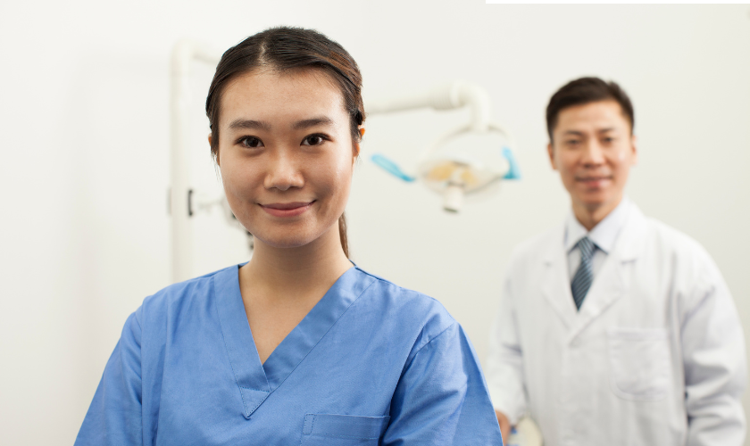 Earning a Dental Assistant Salary Begins by Acing the Interview