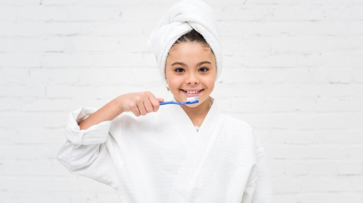 How to Stop Gagging While Brushing Teeth